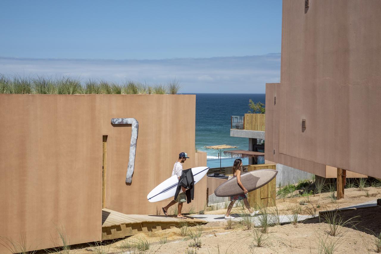 Noah Surf House Portugal Otel Santa Cruz  Dış mekan fotoğraf